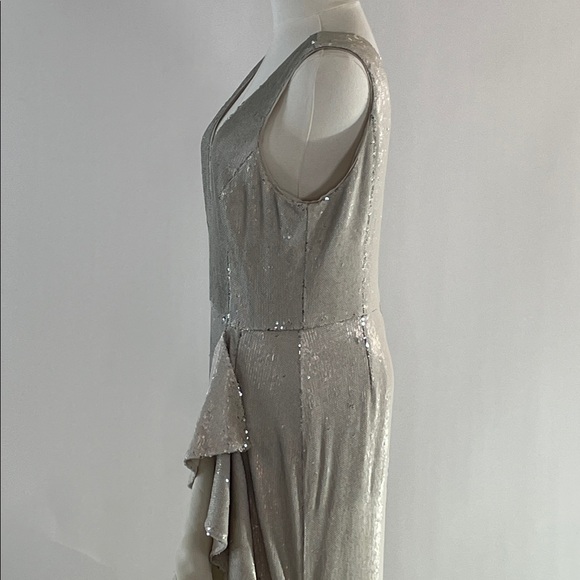 Badgley Mischka Ruffled Sequin Gown, 10 - Picture 12 of 16